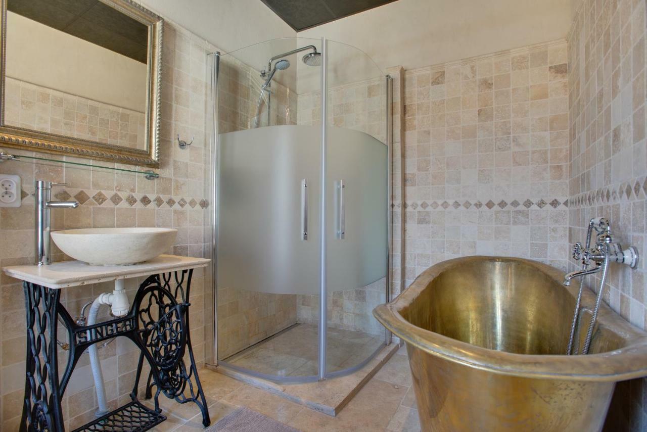 Bed and Breakfast Rue Galilee Marseillan  Exterior foto